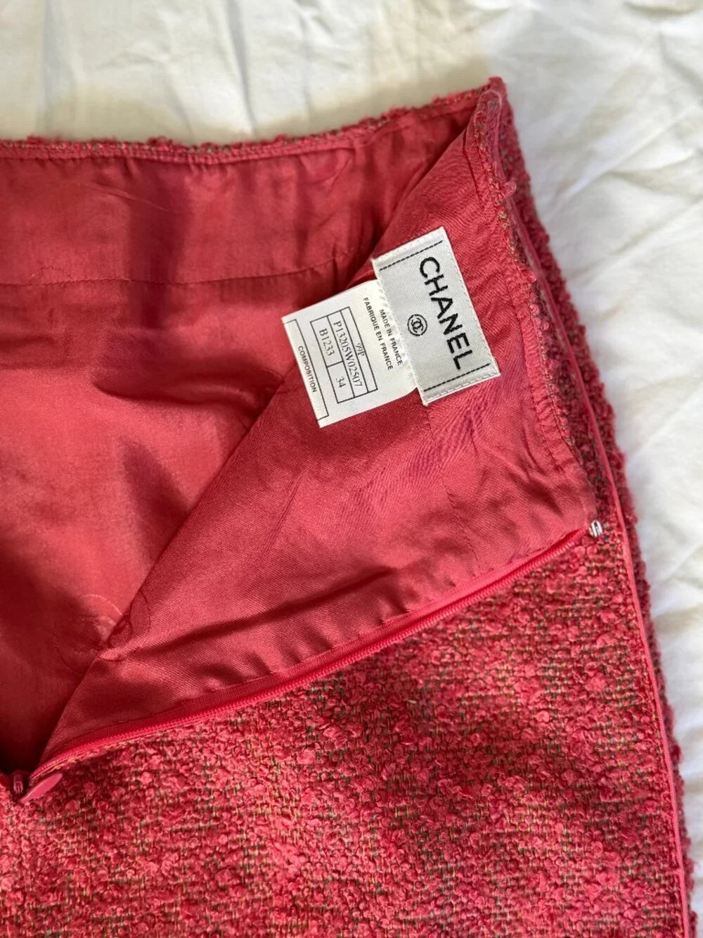 Vintage Chanel 99P Pink Boucle Skirt 34